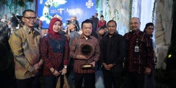 Raih Most Inspiring Tourism Leader 2025, Al Haris Tegaskan Komitmen Majukan Pariwisata Berkelanjutan