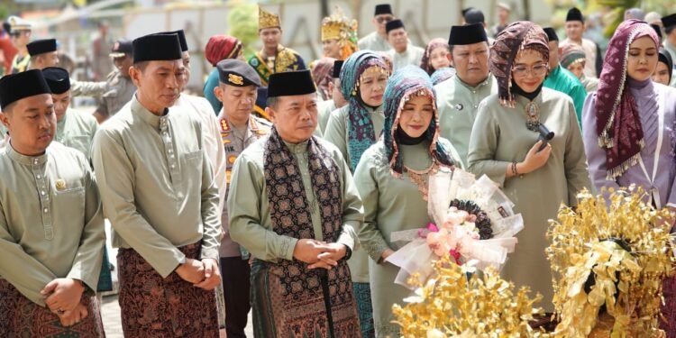 Peringati HUT ke-77 Kabupaten Batang Hari, Gubernur Al Haris Tegaskan Bupati Hadapi Tantangan Pembangunan Wujudkan Kesejahteraan Masyarakat