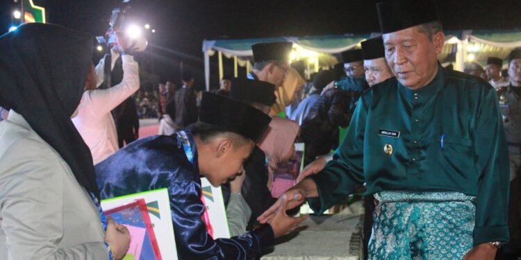 Wagub Sani Tutup MTQ ke-54 Provinsi Jambi: Tekankan Penguatan Syiar Al-Qura’n dan Pembangunan Berkarakter