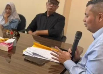 Ketua DPRD Kota Jambi Terima Silaturahmi Emak-emak Menyampaikan Aspirasi