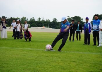 Buka Gubernur Cup di Stadion Swarnabhumi, Gubernur Al Haris Harap Ada Talenta-Talenta Sepak Bola dari Jambi