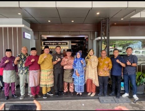 Ketua DPRD Muaro Jambi Aidi Hatta Hadiri Paripurna HUT Provinsi Jambi ke 69