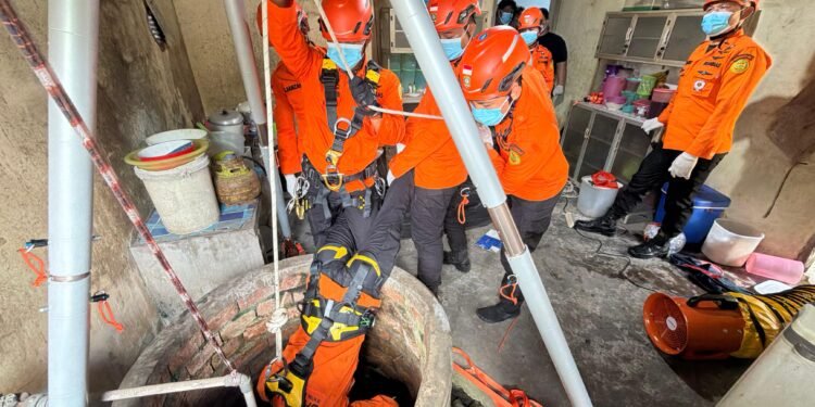 Warga Muaro Jambi Ditemukan Meninggal Dunia di Dalam Sumur, Tim SAR lakukan Evakuasi