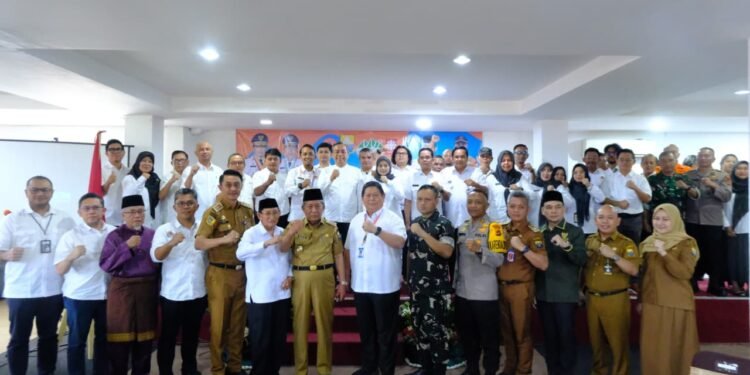 Wagub Sani Kukuhkan Pengurus FPRB Provinsi Jambi