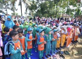500 Paud Hadiri Edukasi Tanam Jagung di Poktan Kasturi