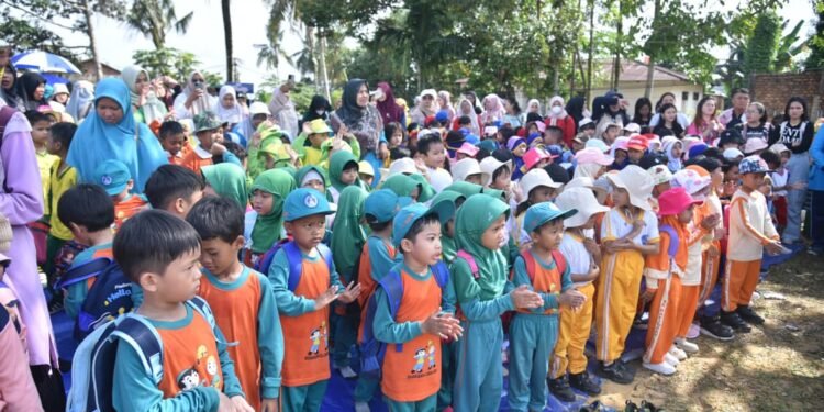 500 Paud Hadiri Edukasi Tanam Jagung di Poktan Kasturi