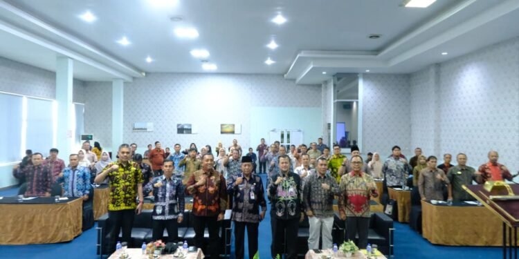 Buka Rakor Program Pemuda dan Olahraga Se-Provinsi Jambi, Wagub Sani Harap Masukan Cerdas untuk Wujudkan Olahraga Jambi Lebih Maju