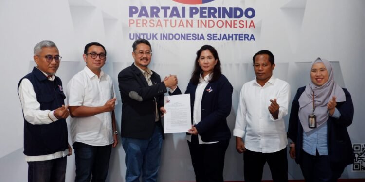 Cristina Glorya Purba Resmi Pimpin DPW Perindo Jambi : Target utama kita Bentuk Struktur DPW dan aktifkan struktur DPD Kabupaten / Kota.
