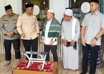 Senyum Warga Batang Asai Sambut Jalan Baru, Gubernur Al Haris Resmikan Akses Impian 88 Kilometer