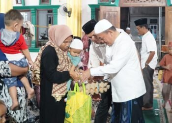 Mengenang H. Hanafi di Masjid Tertua Bungo, Gubernur Al Haris Teguhkan Pembangunan untuk Rakyat