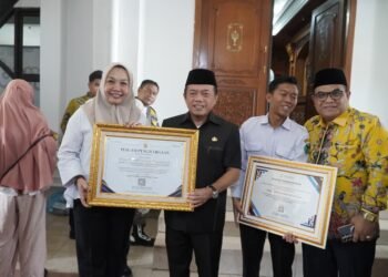 Gubernur Al Haris: Bonus Demografi Kependudukan Tantangan Keberlanjutan Pembangunan