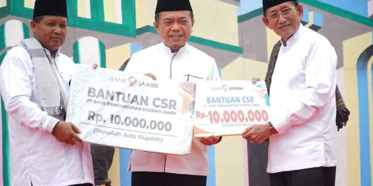Bank Jambi Salurkan Bantuan Rp20 Juta ke Pondok Pesantren Al-Anwar Petanang