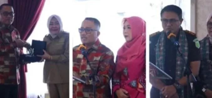 Ketua DPRD Hj. Zilawati Hadiri Acara Perpisahan Kajari Tanjabtim, Dr. Beny Siswanto