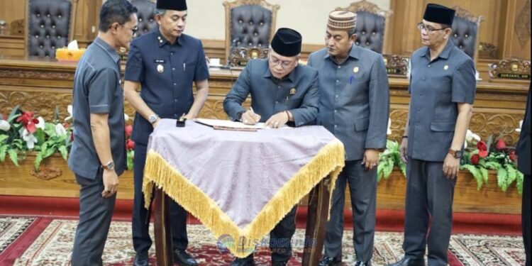 DPRD Muaro Jambi Sahkan 4 Ranperda