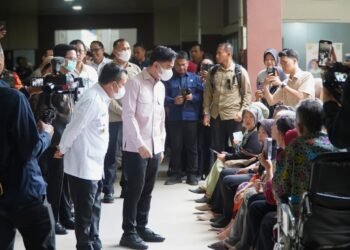 Dampingi Wapres Gibran, Gubernur Al Haris Perjuangkan MRI Baru dan Tambahan Dokter Spesialis untuk RSUD Raden Mattaher