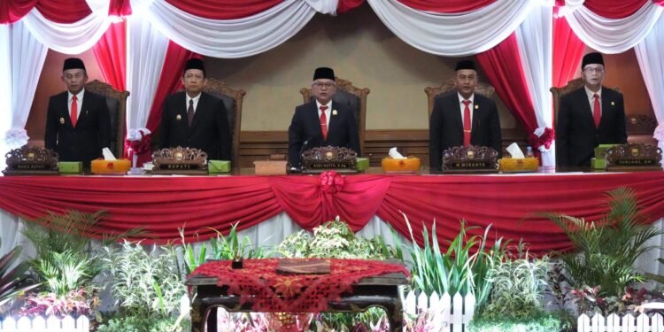 DPRD Muaro Jambi Gelar Paripurna Dengarkan Pidato Kenegaraan Presiden Prabowo