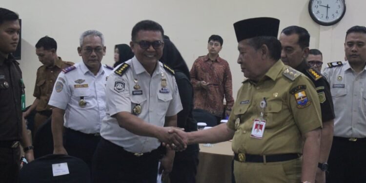 Buka Rapat Timpora Tingkat Provinsi Jambi, Wagub Sani: Perketat Pengawasan Orang Asing