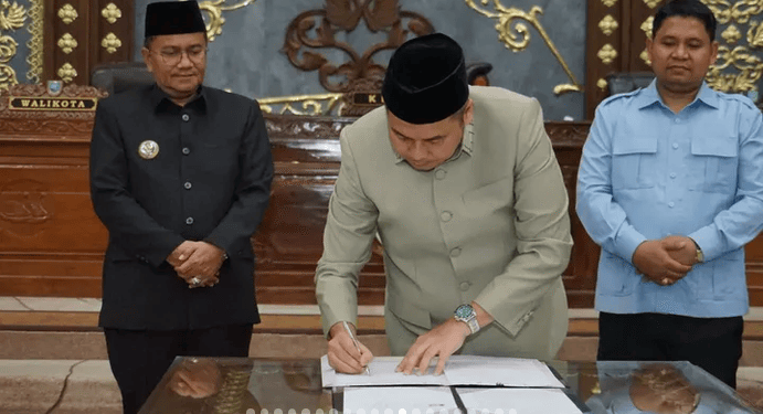 DPRD Kota Jambi Gelar Rapat Paripurna Penyampaian Kata Akhir Fraksi terhadap Nota Pengantar dan Keuangan Ranperda Perubahan APBD Tahun 2026